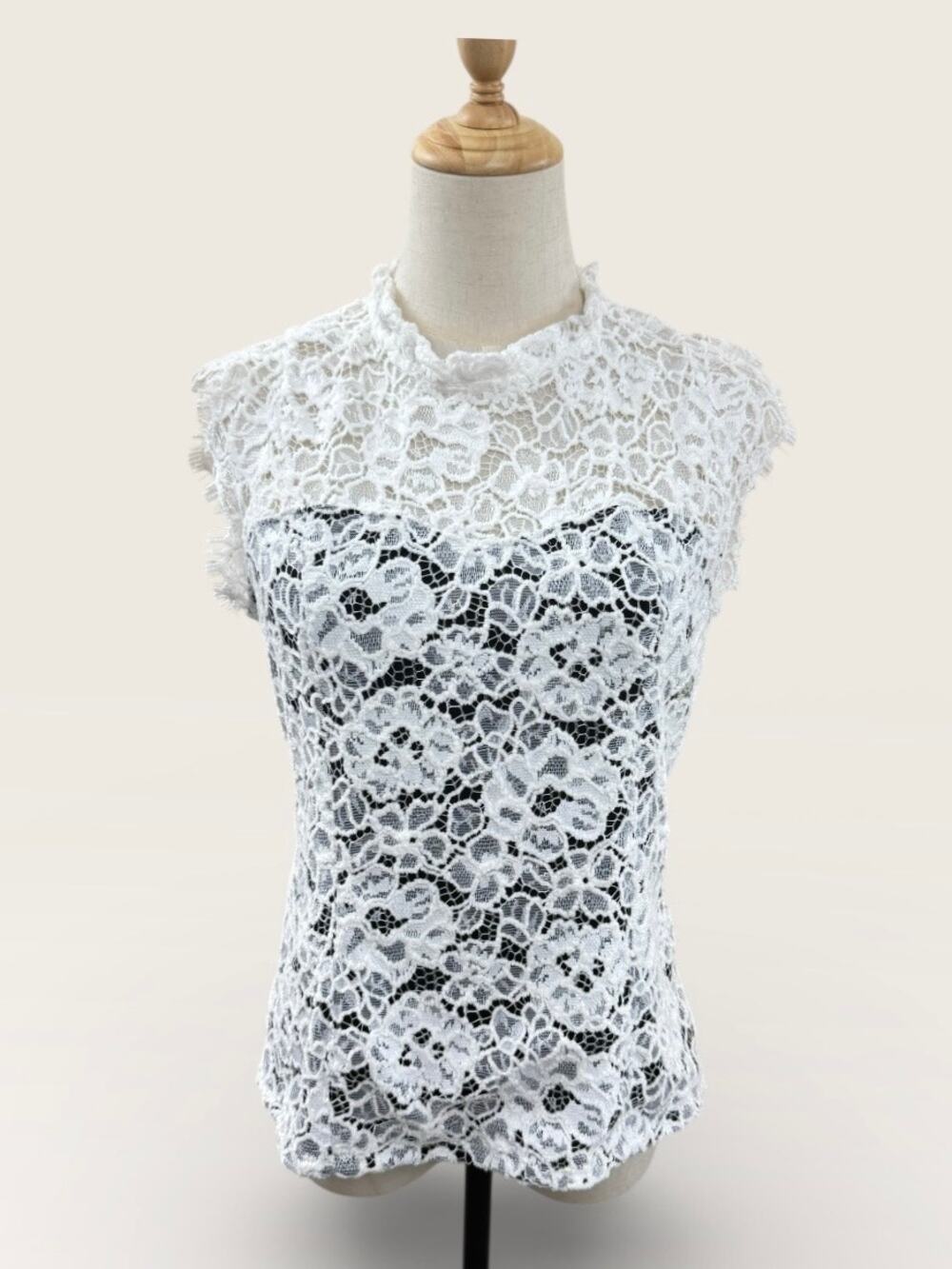 WHBM Lace Sleeveless Top w/ Black Bodess Lining, Eyelash Lace Trim & Back Zip